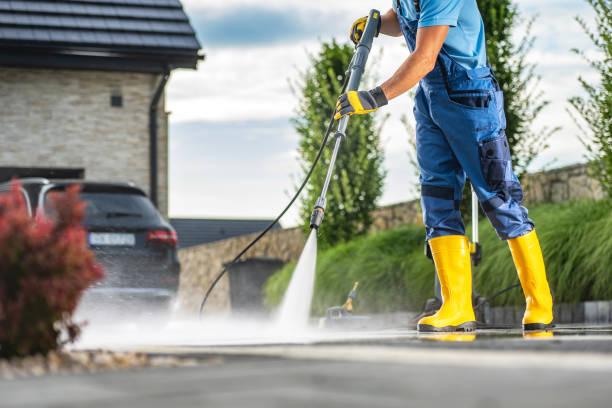 Best Commercial Pressure Washing  in Albany, MO